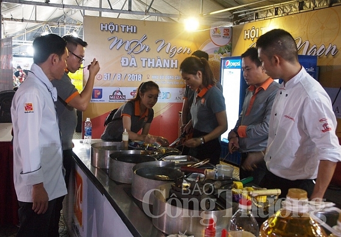 Trải nghiệm ẩm thực Đà Nẵng qua “Ngày Hội ẩm thực 2018” trai nghiem am thuc da nang qua ngay hoi am thuc 2018