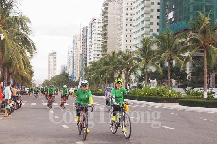da nang ra quan chien dich bao ve moi truong du lich