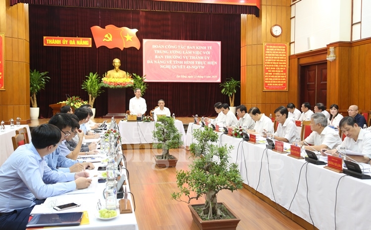 Phát triển TP. Đà Nẵng: Nhanh, bền vững, không chạy theo thành tích da nang phat trien theo huong phat huy loi the cua dia phuong tuyet doi khong chay theo thanh tich