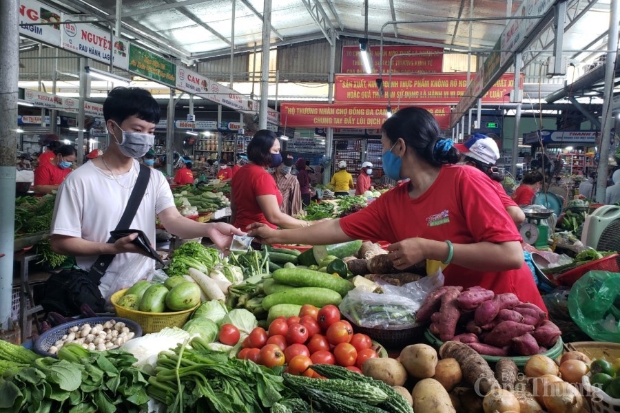 Quảng Ngãi: Cho phép các cơ sở kinh doanh ăn uống hoạt động trở lại