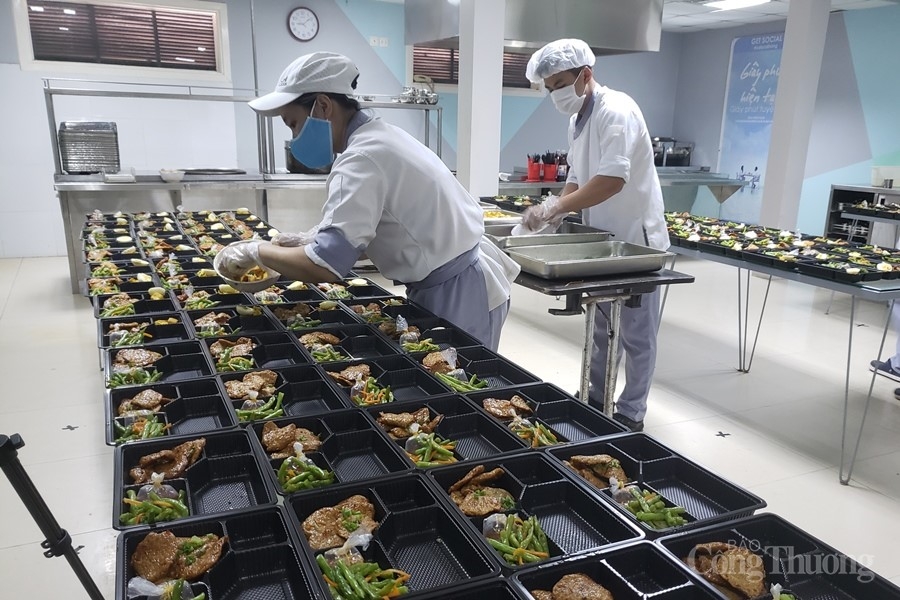 Dịch Covid – 19 và “bếp cơm” cộng đồng Dịch Covid – 19 và “bếp cơm” cộng đồng