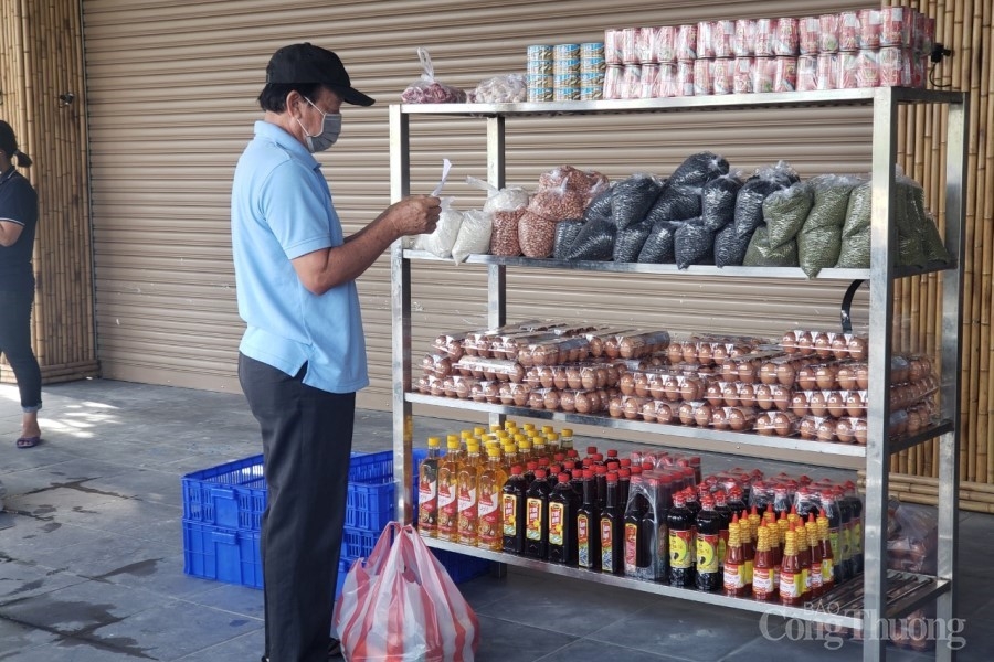 Đà Nẵng: Tổ chức các điểm bán hàng thực phẩm thiếu yếu lưu động phục vụ người dân