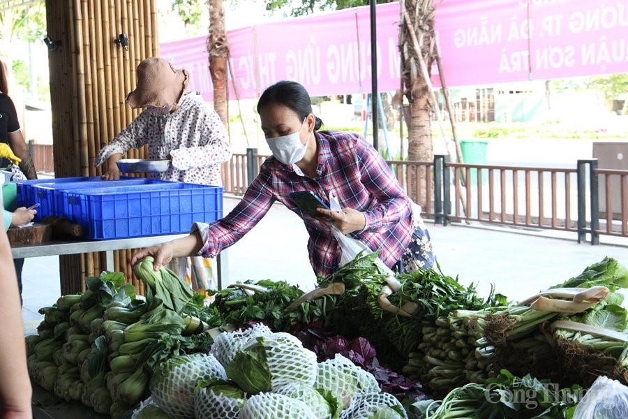 Đà Nẵng: Tổ chức các điểm bán hàng thực phẩm thiếu yếu lưu động phục vụ người dân