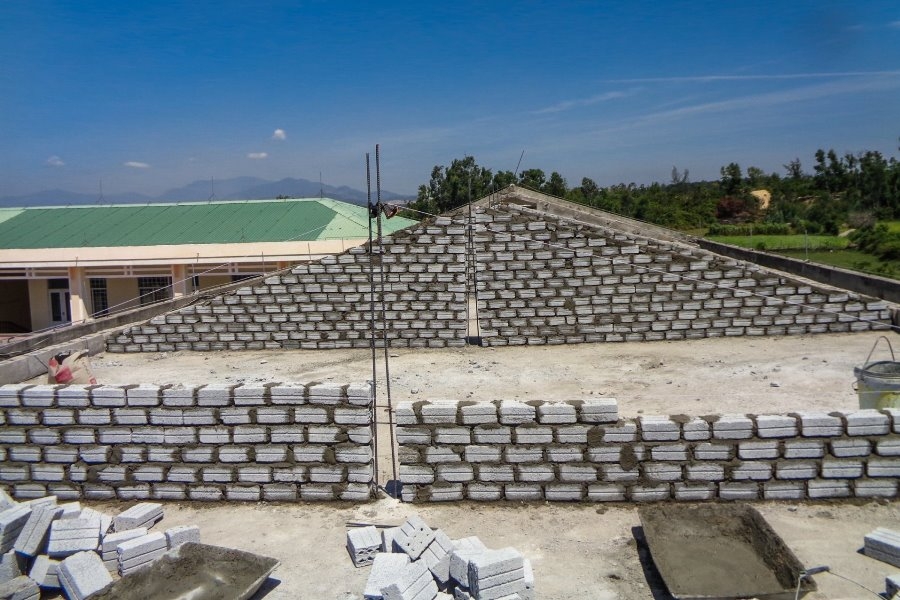 Hỗ trợ khắc phục hậu quả thiên tai cho trường học tại Quảng Ngãi