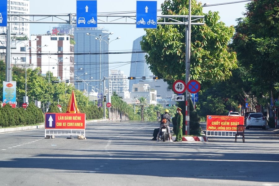 Đà Nẵng: Kéo dài thời gian phong tỏa thêm 3 ngày, shipper được hoạt động từ 8h ngày 23/8