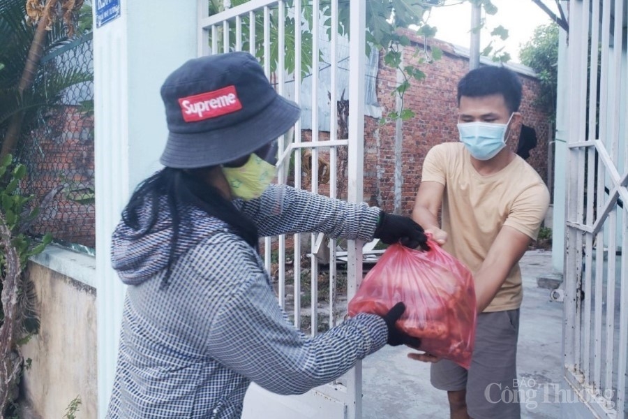Đà Nẵng: Ghi nhận 120 ca mắc Covid – 19, tiếp nhận và giao hàng nhiều đơn đặt mua thực phẩm Đà Nẵng: Ghi nhận 120 ca mắc Covid – 19, tiếp nhận và giao hàng nhiều đơn đặt mua thực phẩm