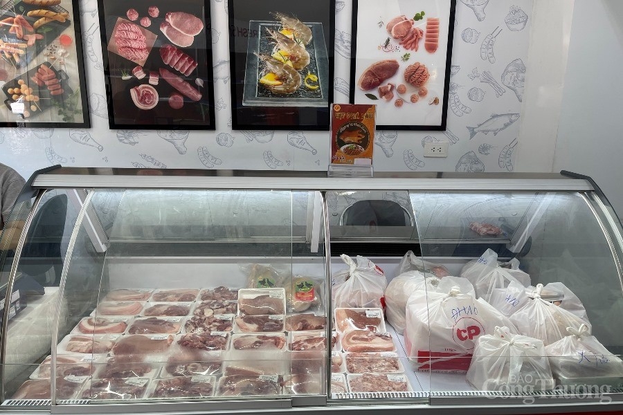 Đà Nẵng: Mở điểm bán hàng thực phẩm tưới sống trợ giá cho người dân Đà Nẵng: Mở điểm bán hàng thực phẩm tưới sống trợ giá cho người dân