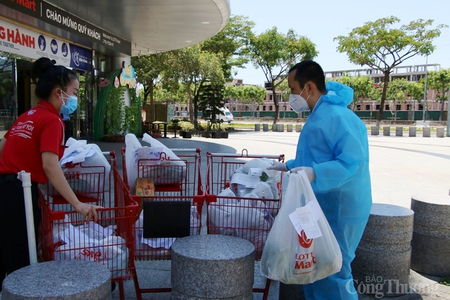 Đà Nẵng: Từ 8h ngày 26/8, siêu thị được hoạt động với 60% nhân viên, tăng shipper Đà Nẵng: Từ 8h ngày 26/8, siêu thị được hoạt động với 60% nhân viên, tăng shipper
