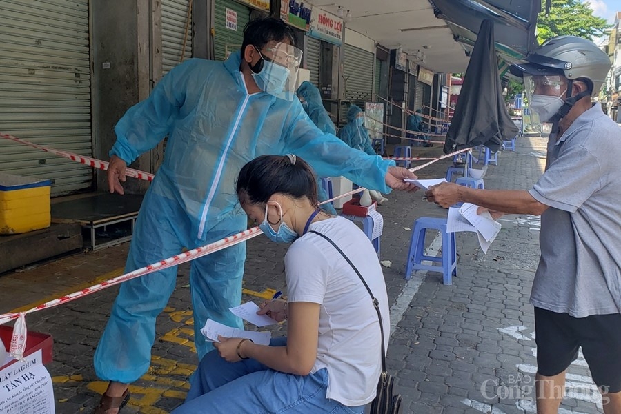 Đà Nẵng: Sáng tạo mô hình cung ứng hàng hóa tại chợ truyền thống đảm bảo phòng chống dịch Covid – 19 Đà Nẵng: Sáng tạo mô hình cung ứng hàng hóa tại chợ truyền thống đảm bảo phòng chống dịch Covid – 19
