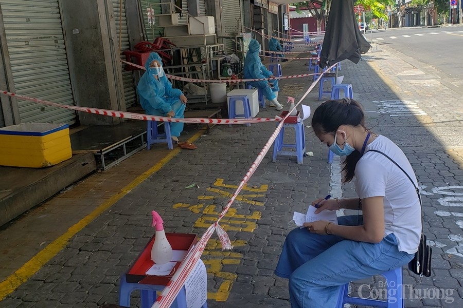 Đà Nẵng: Sáng tạo mô hình cung ứng hàng hóa tại chợ truyền thống đảm bảo phòng chống dịch Covid – 19 Đà Nẵng: Sáng tạo mô hình cung ứng hàng hóa tại chợ truyền thống đảm bảo phòng chống dịch Covid – 19