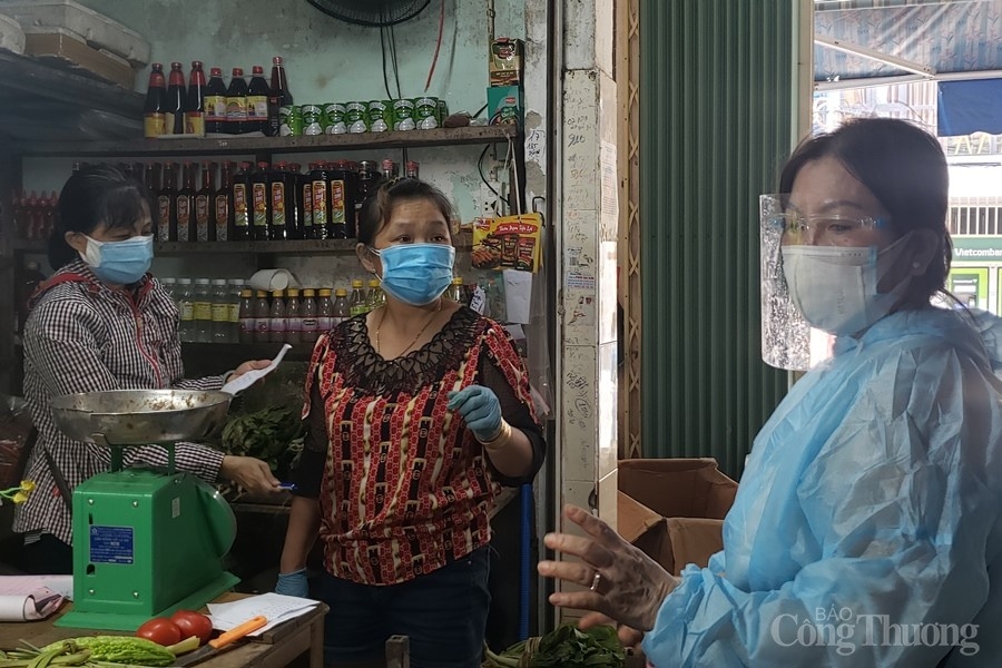 Đà Nẵng: Sáng tạo mô hình cung ứng hàng hóa tại chợ truyền thống đảm bảo phòng chống dịch Covid – 19 Đà Nẵng: Sáng tạo mô hình cung ứng hàng hóa tại chợ truyền thống đảm bảo phòng chống dịch Covid – 19