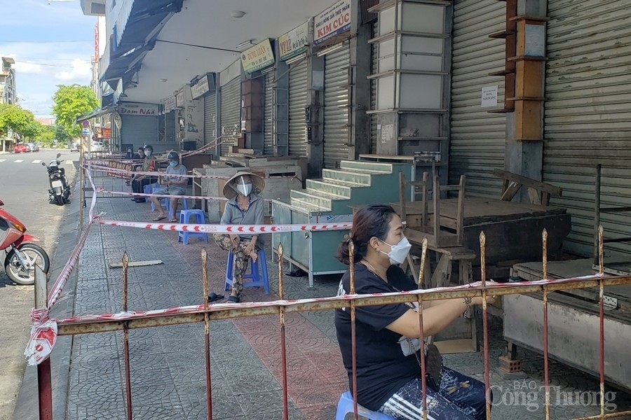 Đà Nẵng: Sáng tạo mô hình cung ứng hàng hóa tại chợ truyền thống đảm bảo phòng chống dịch Covid – 19 Đà Nẵng: Sáng tạo mô hình cung ứng hàng hóa tại chợ truyền thống đảm bảo phòng chống dịch Covid – 19