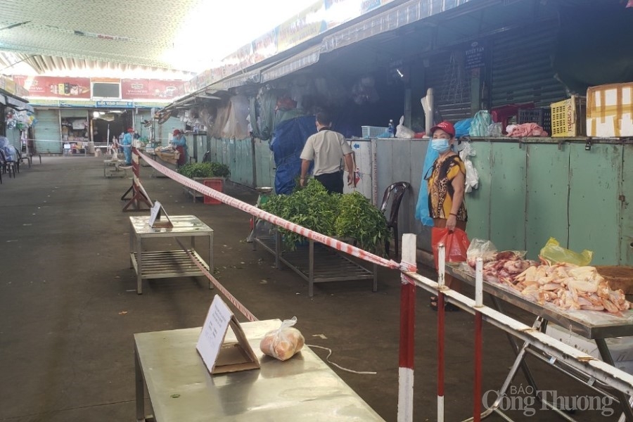 Đà Nẵng: Sáng tạo mô hình cung ứng hàng hóa tại chợ truyền thống đảm bảo phòng chống dịch Covid – 19 Đà Nẵng: Sáng tạo mô hình cung ứng hàng hóa tại chợ truyền thống đảm bảo phòng chống dịch Covid – 19