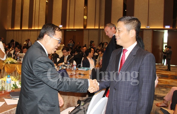 Nỗ lực hoàn tất đàm phán để RCEP được ký kết vào năm 2020 tại Việt Nam no luc hoan tat dam phan de rcep duoc ky ket vao nam 2020 tai viet nam