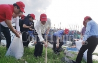 Đà Nẵng: 2.000 người ra quân làm sạch biển