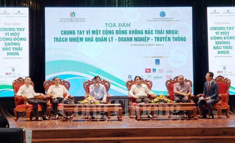 Tăng cường trách nhiệm của Nhà quản lý – doanh nghiệp – truyền thông trong cuộc chiến chống rác thải nhựa tang cuong trach nhiem cua nha quan ly doanh nghiep truyen thong trong cuoc chien chong rac thai nhua