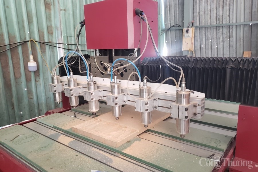 Đà Nẵng: Bàn giao các máy móc thiết bị cho doanh nghiệp Đà Nẵng: Bàn giao các máy móc thiết bị cho doanh nghiệp