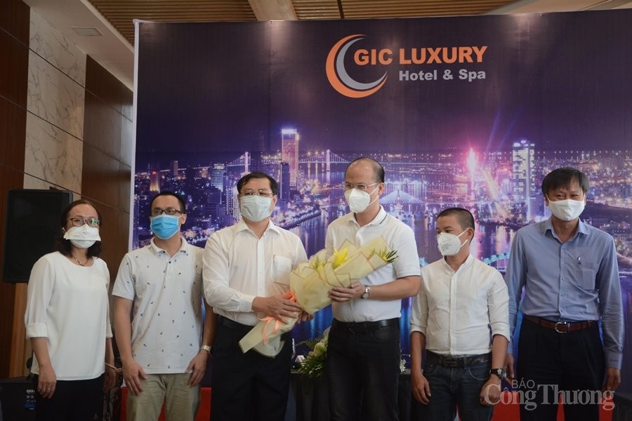 Hoàn thành nhiệm vụ, các y, bác sĩ