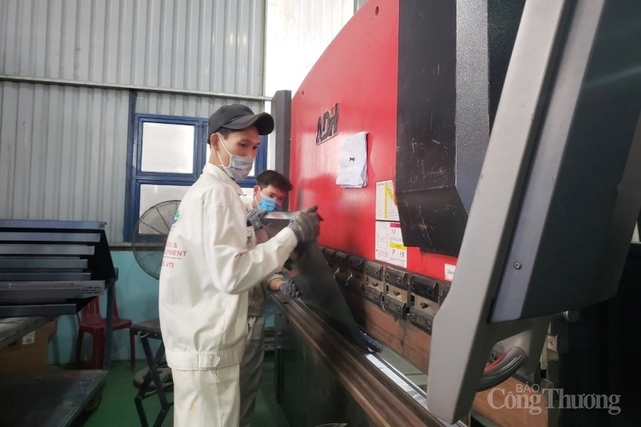 Tiếp sức cho doanh nghiệp nhỏ và vừa “vực dậy” sau Covid – 19