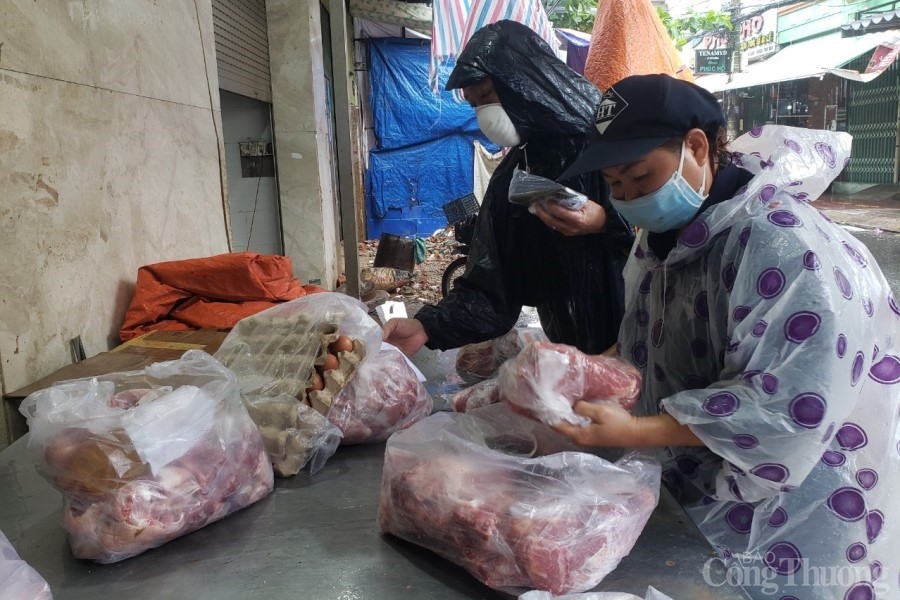 Miền Trung: Gồng mình ứng phó bão số 5, an toàn của người dân là quan trọng hàng đầu