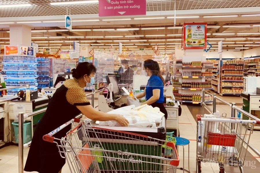 undefined Bình Định: Hoạt động thương mại ảnh hưởng khi xuất hiện ca COVID-19