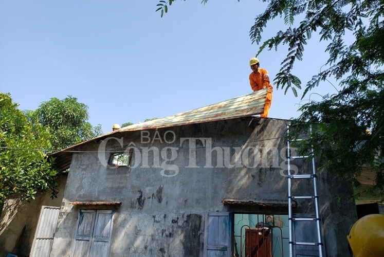 dien luc da nang thap sang niem tin cho ho ngheo