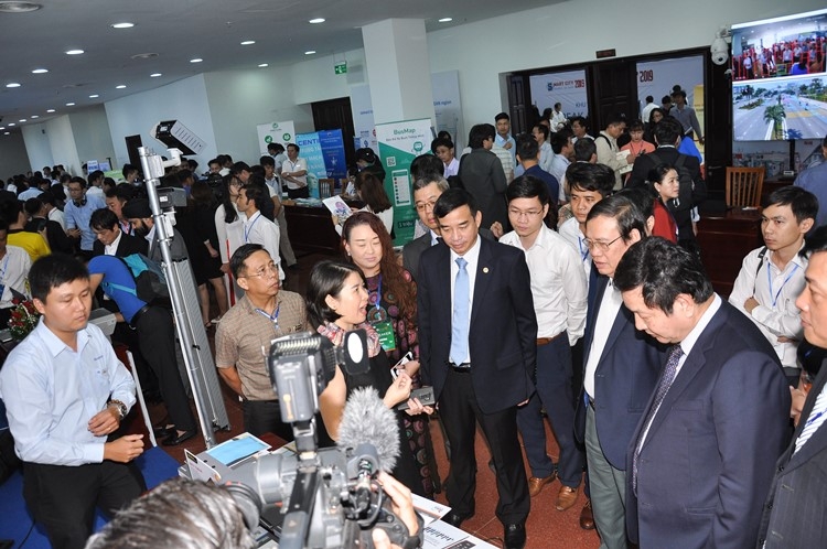 Phát triển cơ sở hạ tầng thông minh từ những giải pháp sơn và chất phủ bền vững phat trien co so ha tang thong minh tu nhung giai phap son va chat phu ben vung