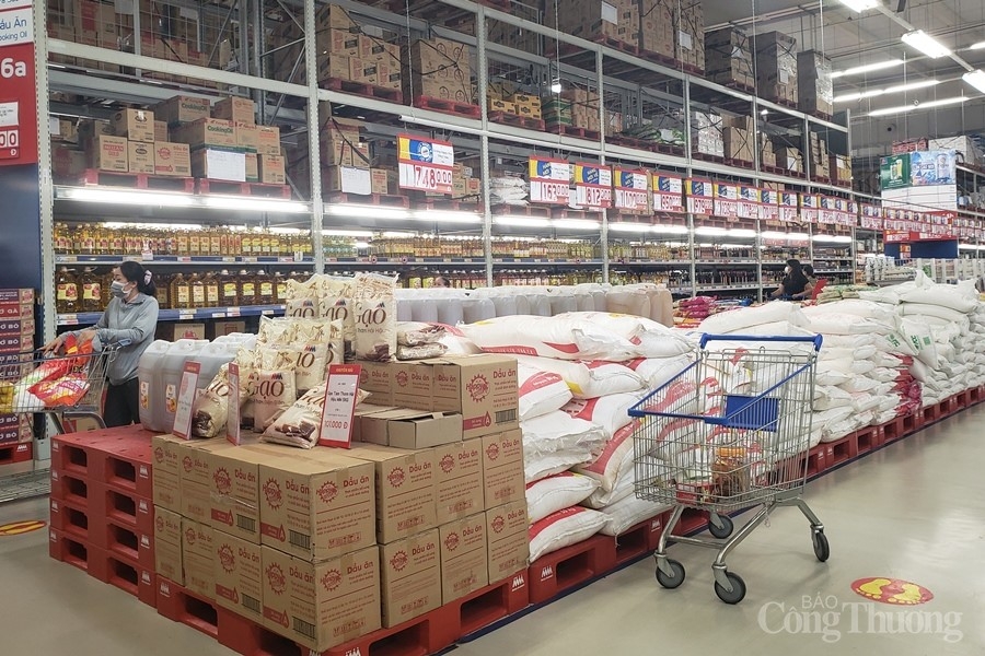 Đà Nẵng: Triển khai các biện pháp cấp bách ứng phó với “bão chồng lũ” Đà Nẵng: Triển khai các biện pháp cấp bách ứng phó với “bão chồng lũ”