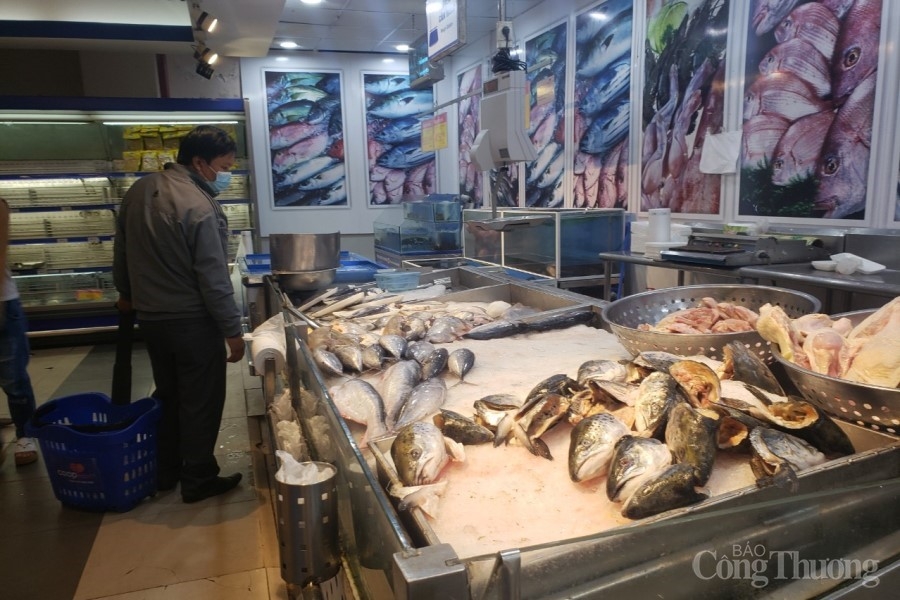 Đà Nẵng: Sức mua các mặt hàng thiết yếu tăng mạnh nhưng không khan hàng