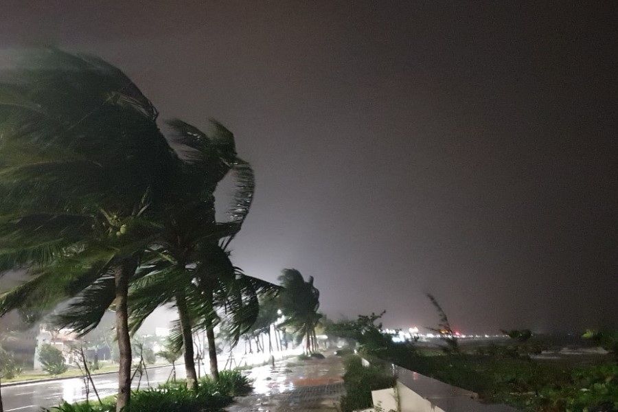 Miền Trung trước giờ bão số 9 đổ bộ Miền Trung trước giờ bão số 9 đổ bộ