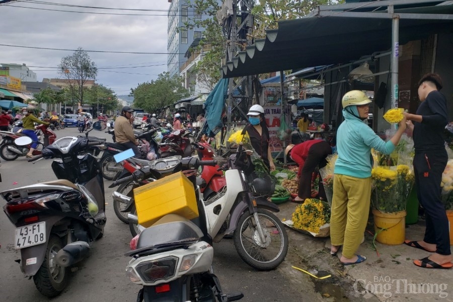 Đà Nẵng: Khẩn trương sơ tán hơn 92.000 người dân đến nơi tránh trú bão an toàn