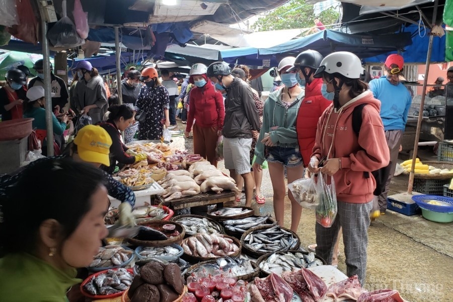 Đà Nẵng: Khẩn trương sơ tán hơn 92.000 người dân đến nơi tránh trú bão an toàn