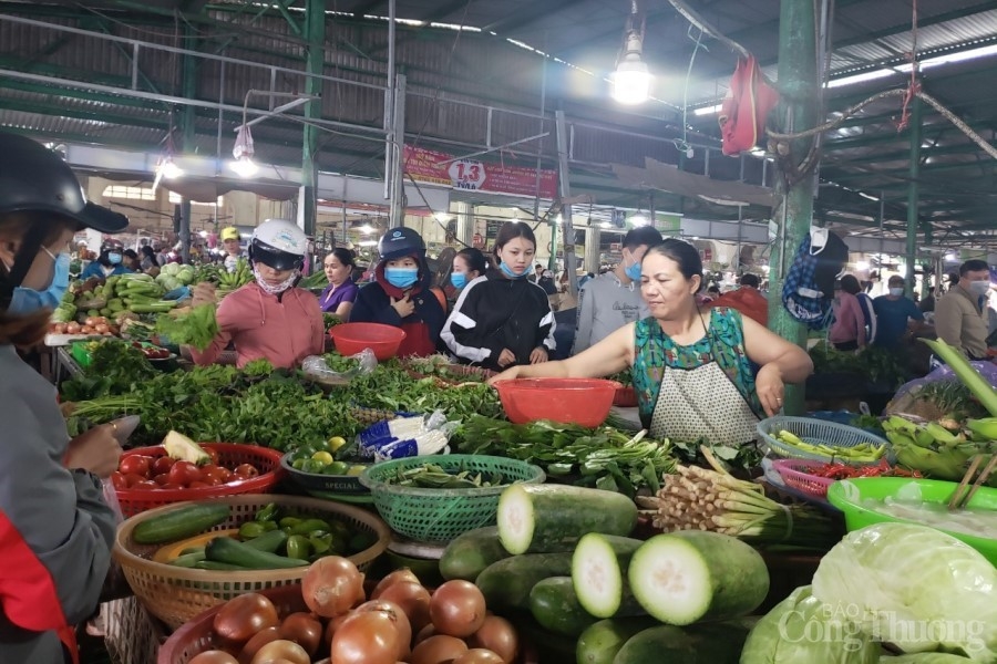 Đà Nẵng: Khẩn trương sơ tán hơn 92.000 người dân đến nơi tránh trú bão an toàn