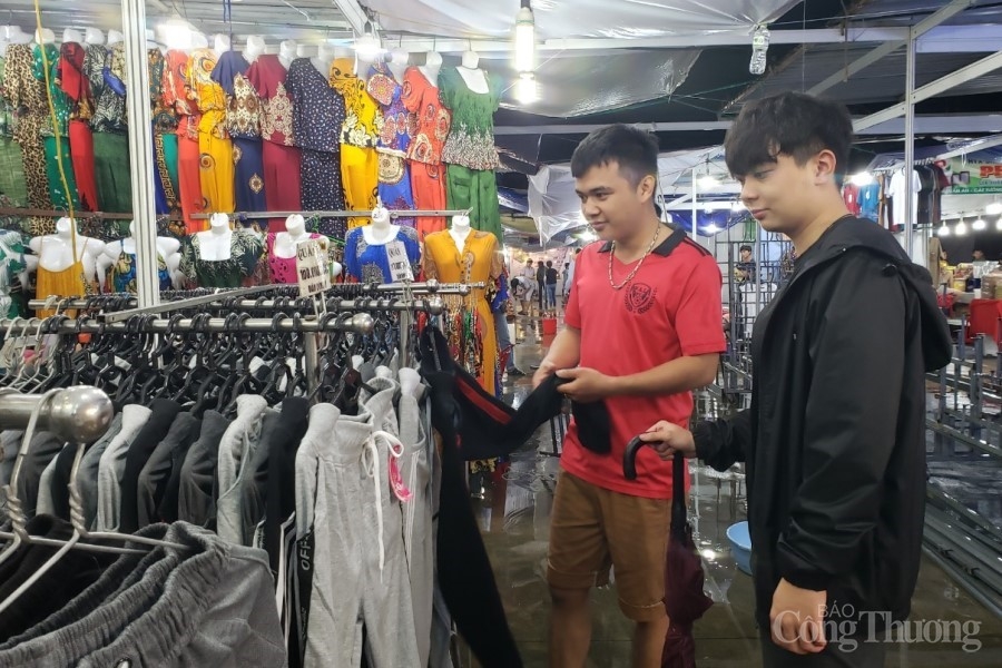 Đà Nẵng: Nhiều ưu đãi tại chương trình bán hàng khuyến mại kích cầu mua sắm