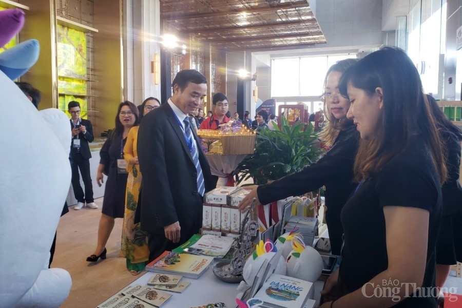 Bố cục lại gam màu du lịch miền Trung với sự dẫn dắt của đầu tàu TP. Hà Nội và TP.Hồ Chí Minh