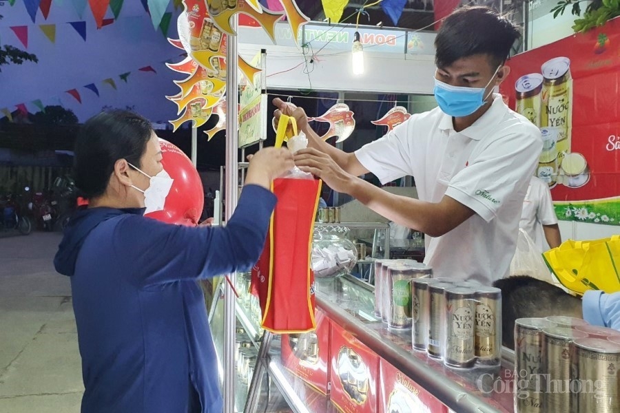 Đà Nẵng: Đưa hàng Việt về các xã miền núi