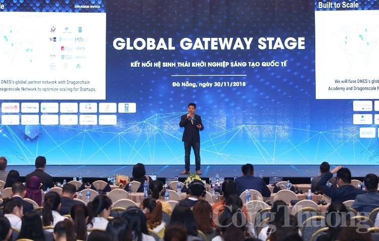 hoi nhap fintech chinh phuc the gioi ket noi ve que huong