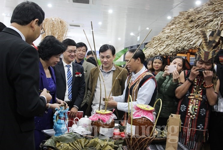 Hơn 350 gian hàng tham gia Hội chợ hàng Việt – Đà Nẵng 2019 hon 350 gian hang tham gia hoi cho hang viet da nang 2019