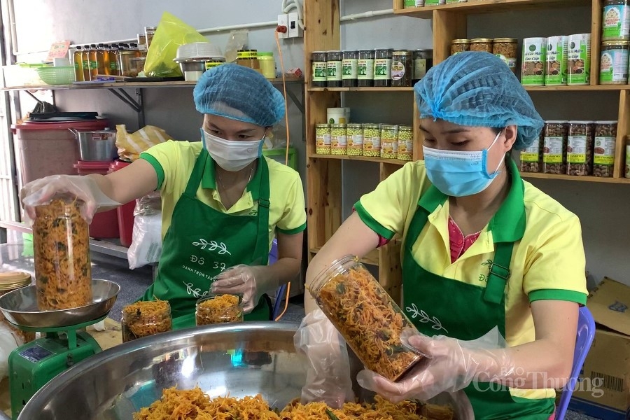 Đà Nẵng: Các cơ sở sản xuất thực phẩm truyền thống vào vụ Tết Đà Nẵng: Các cơ sở sản xuất thực phẩm truyền thống vào vụ Tết