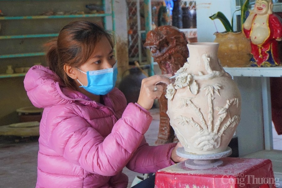 Quảng Nam: Làng gốm Thanh Hà thích ứng với dịch Covid-19