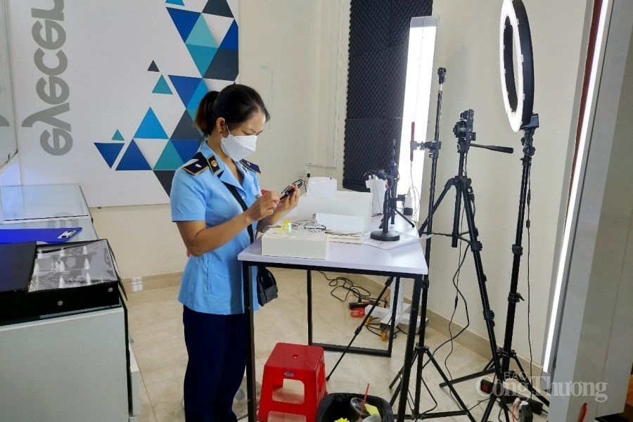 QLTT Gia Lai: Xử lý hơn 1.000 vụ vi phạm, nộp ngân sách hơn 6 tỷ đồng QLTT Gia Lai: Xử lý hơn 1.000 vụ vi phạm, nộp ngân sách hơn 6 tỷ đồng