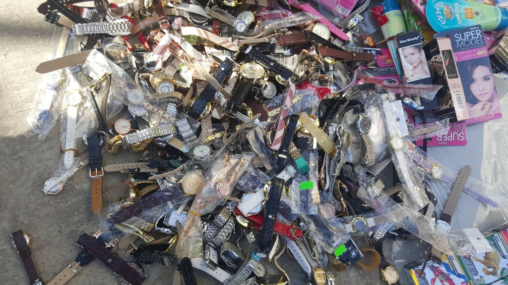 quang nam tieu huy hang hoa vi pham gia tri gan 2 ty dong