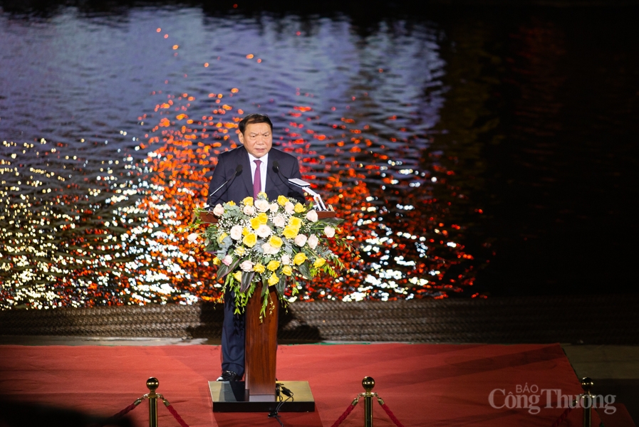 Chính thức khai mạc Năm du lịch Quốc gia 2022 - "Quảng Nam: Điểm đến du lịch xanh" Chính thức khai mạc Năm du lịch Quốc gia 2022 - "Quảng Nam: Điểm đến du lịch xanh"