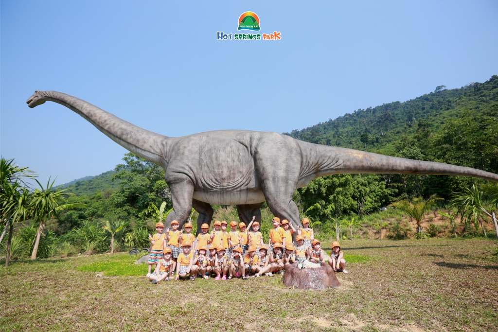 20000 ve vao cong mien phi cho ban nho trai nghiem cong vien khung long