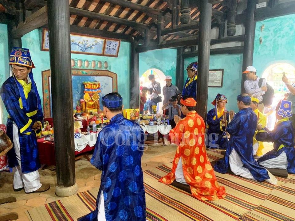 trang trong le gio to nghe yen sao