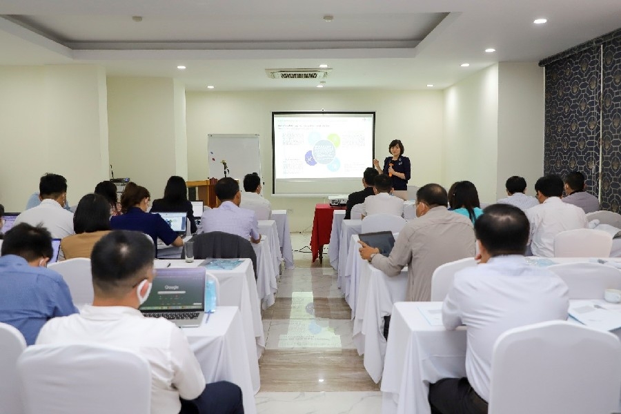 Khóa đào tạo có sự tham dự của 35 cán bộ, công nhân viên đang thực hiện công tác có liên quan trong toàn Tổng công ty.