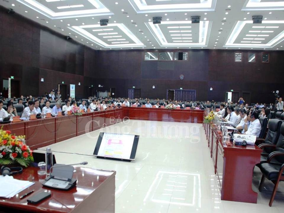 da nang nhieu van de lon ve moi truong can khac phuc