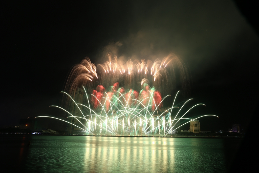 Lễ hội pháo hoa quốc tế Đà Nẵng 2019: “ Tuyệt sắc trong mưa” le hoi phao hoa quoc te da nang 2019 tuyet sac trong mua