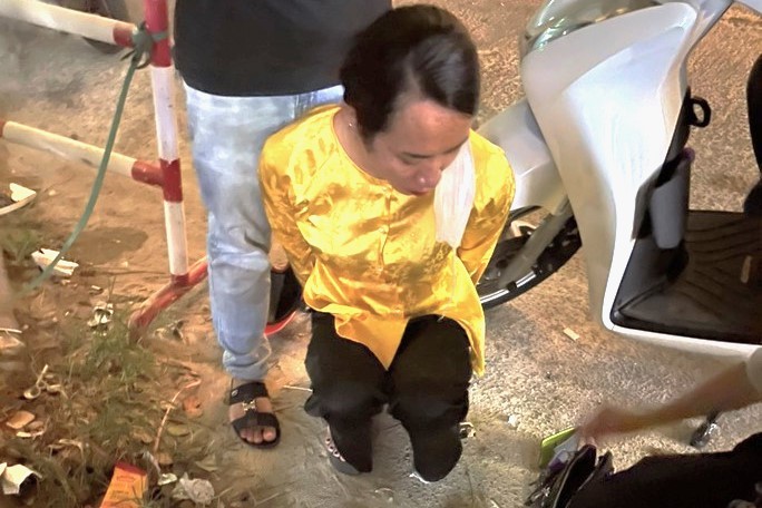 Đà Nẵng: Bắt nam thanh niên giả gái buôn ma túy Đà Nẵng: Bắt nam thanh niên giả gái buôn ma túy