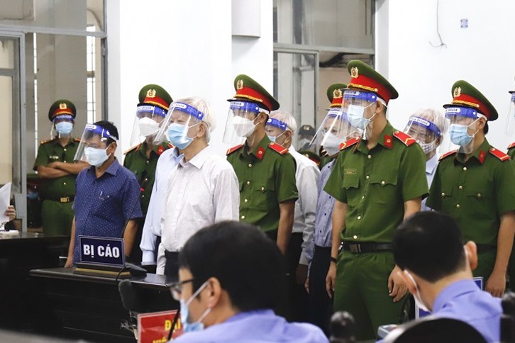 Vì sao cựu chủ tịch, cựu phó chủ tịch Khánh Hòa tiếp tục bị truy tố? Vì sao cựu chủ tịch, cựu phó chủ tịch Khánh Hòa tiếp tục bị truy tố?